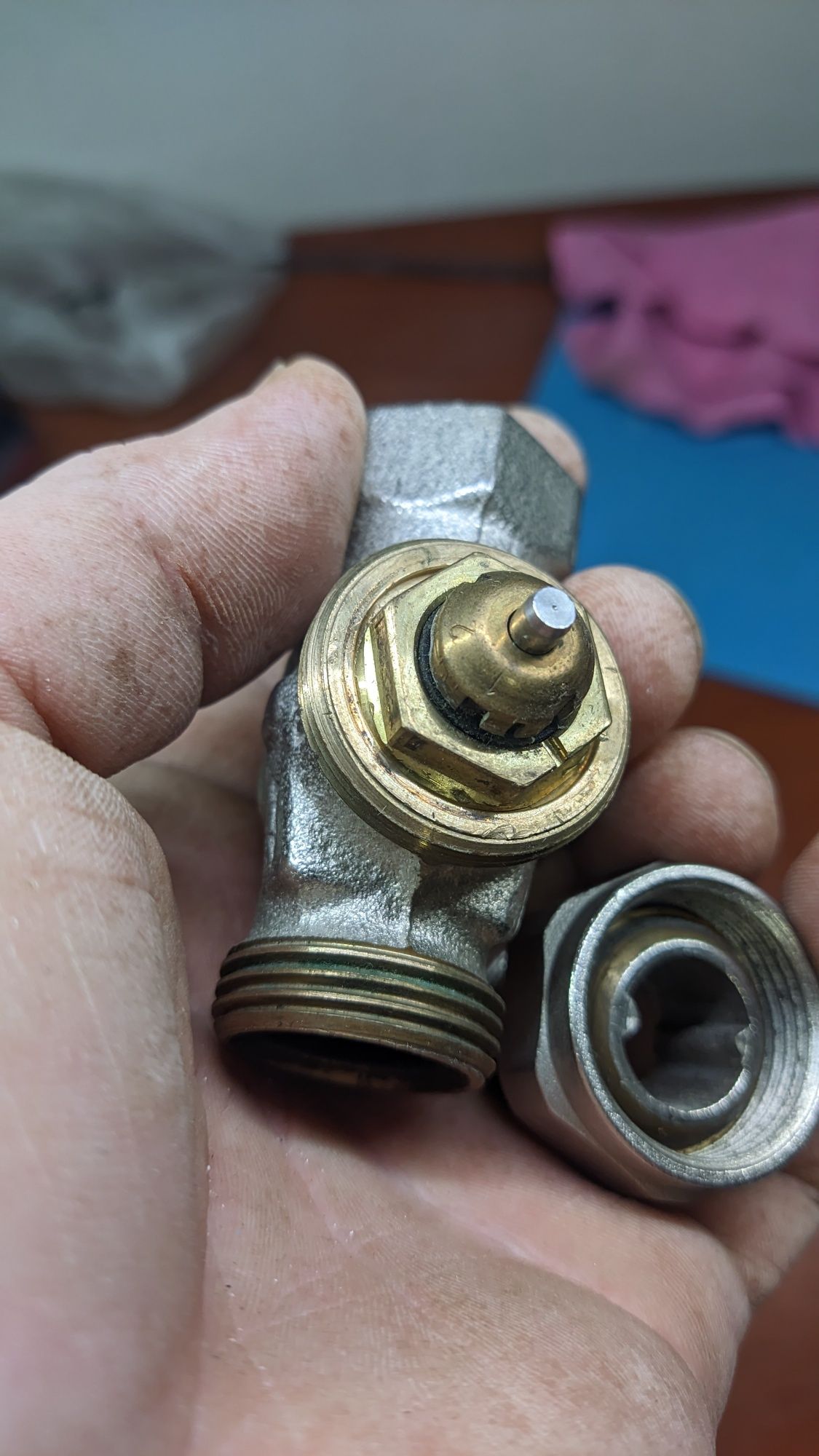 Термоголовки + крани Danfoss 1/2 дюйми на радіатор батарею