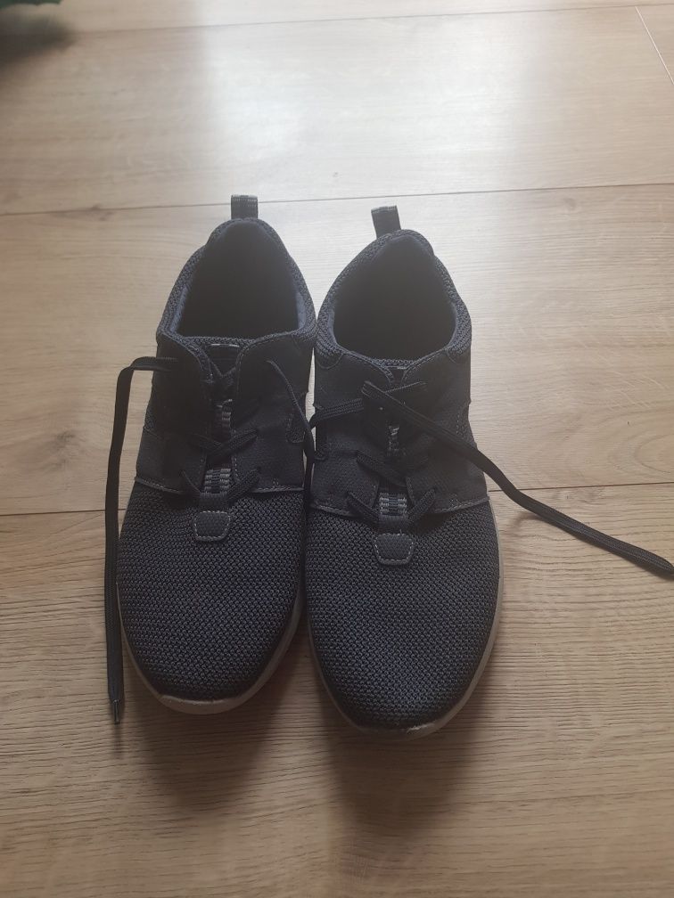 Adidasy sportowe męskie marki Clarks rozmiar 43