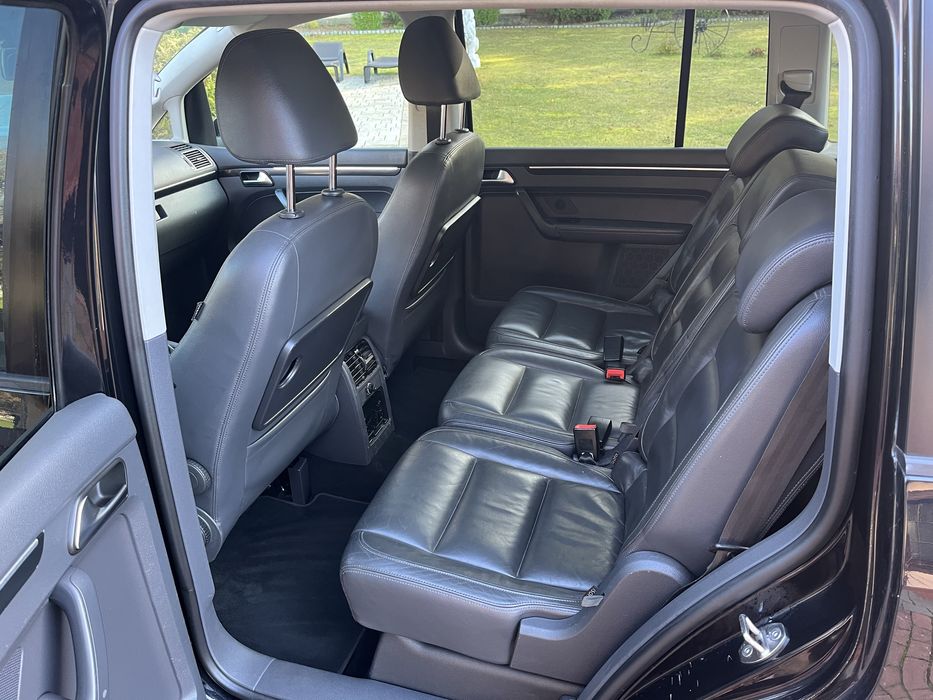 Volkswagen Touran HighLine 2.0 TDI 170km DSG 2010r 7-Osobowy