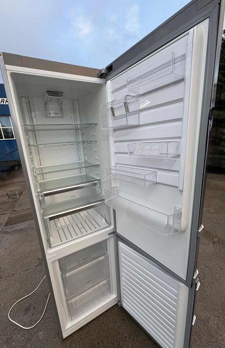 Sprzedam lodówkę Electrolux