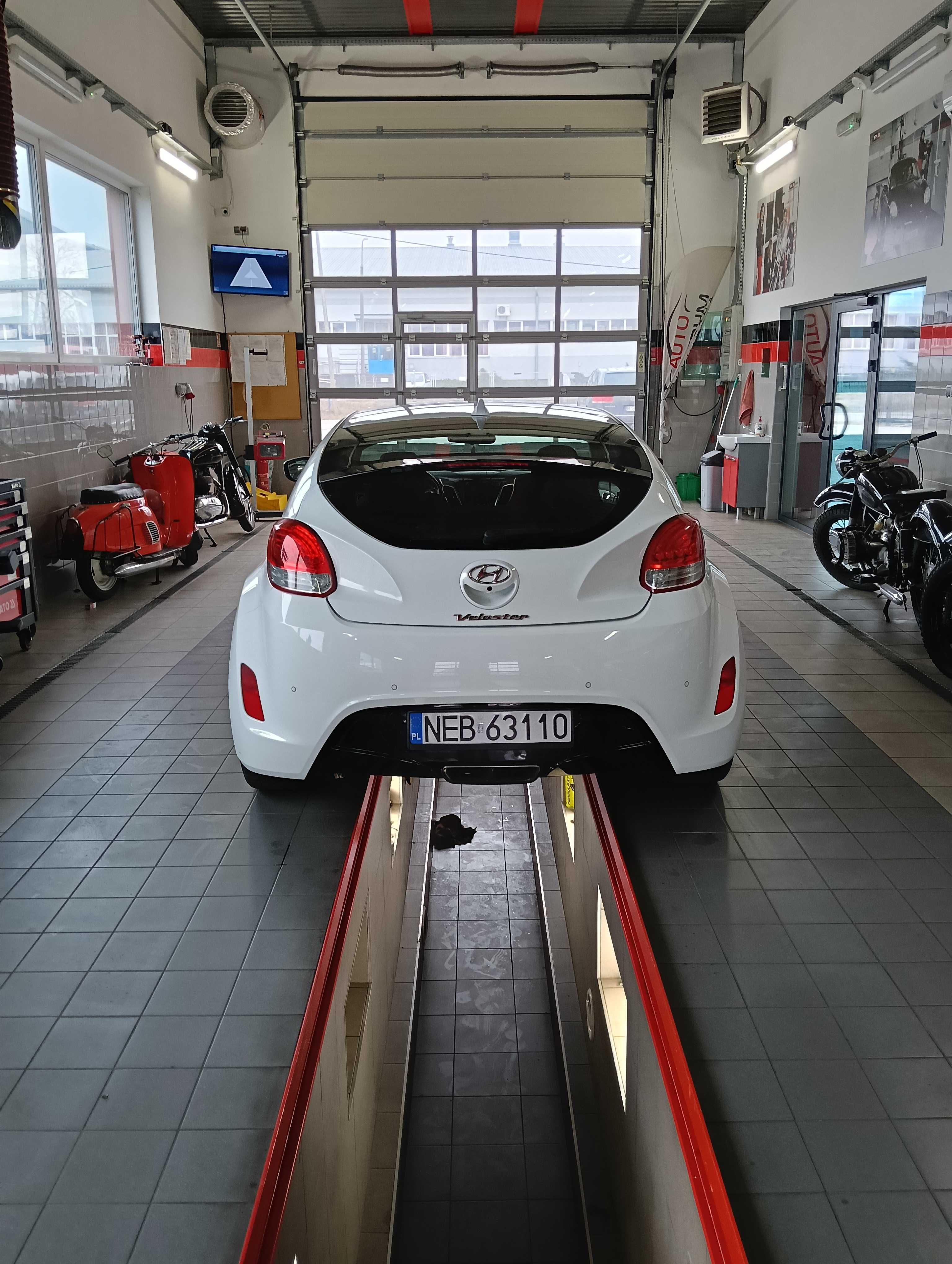 Hyundai veloster