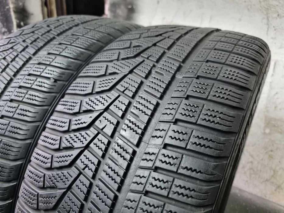 Dwie Opony zimowe 225/45R18 5mm Hankook Winter I'cept evo 2 2024r
