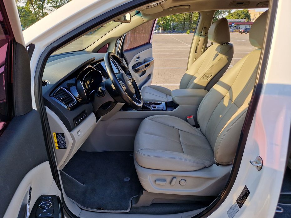 Kia Carnival NOBLESSE