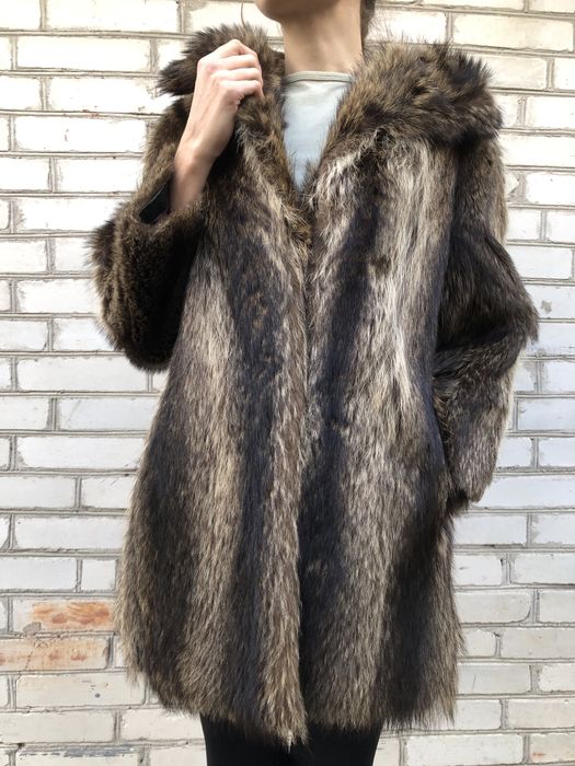 Вінтажна шуба з єнота