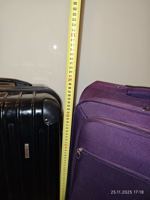 Walizka na kółkach średnia