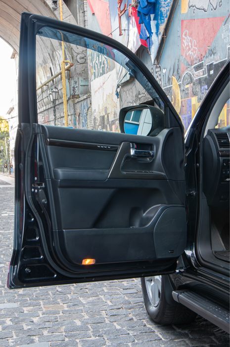 Toyota Land Cruiser 200 рестайлінг