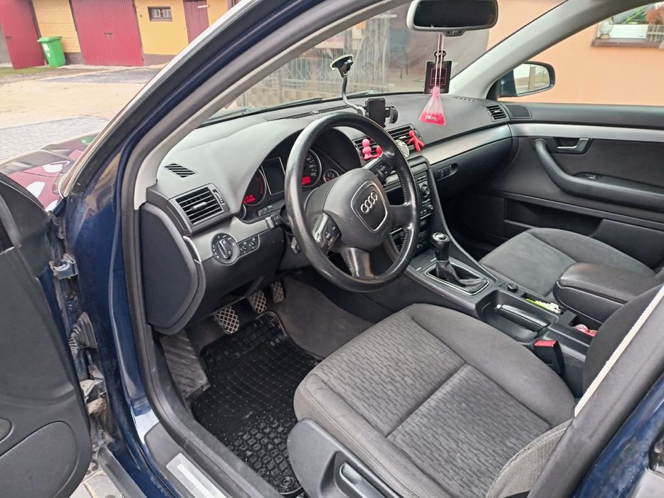 Audi a4b7 2.0tdi 140km 2006r