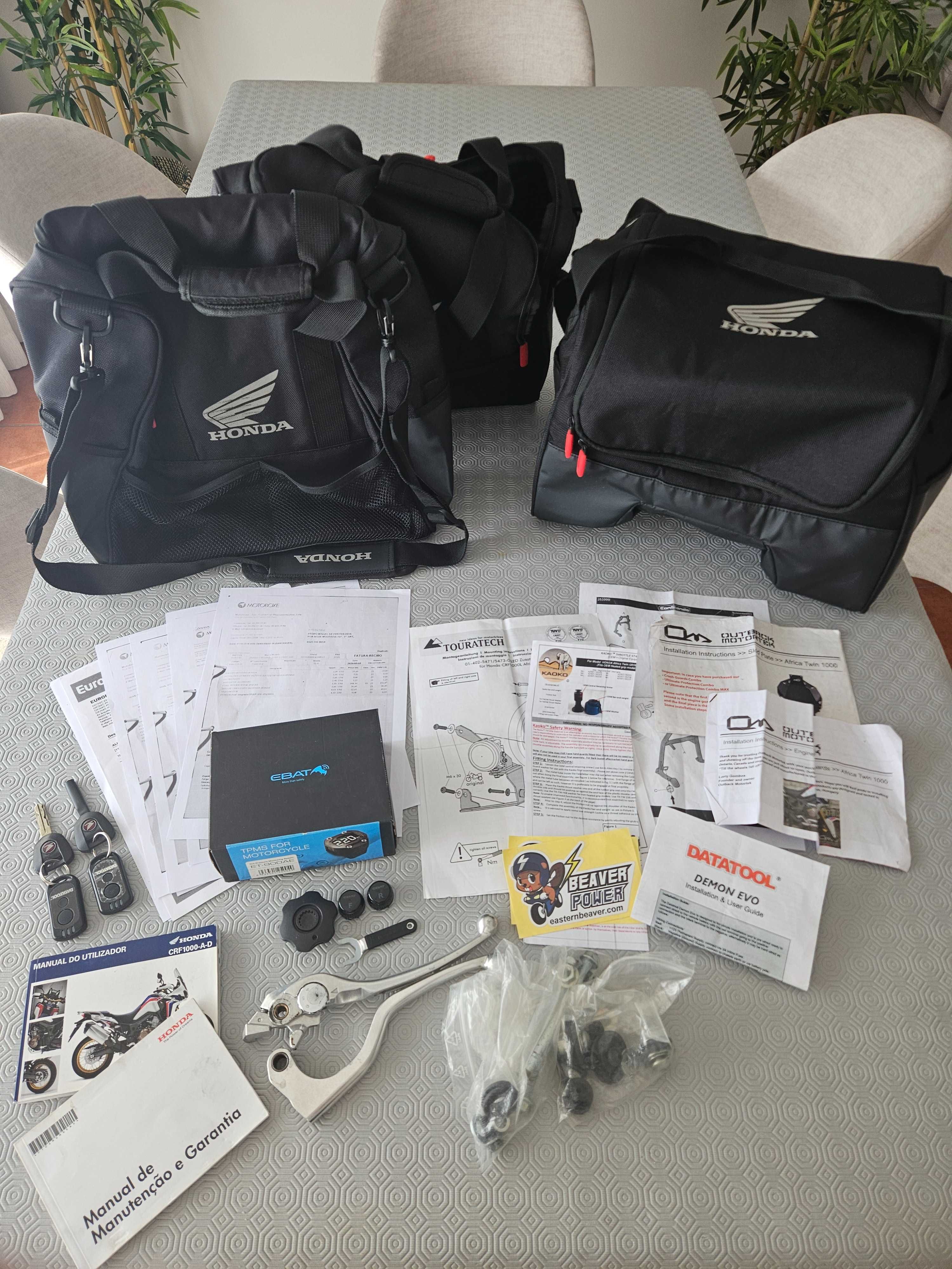 Honda Africa Twin CRF1000 muitos extras