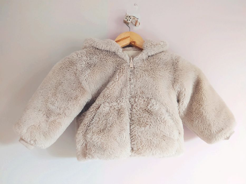 Śliczna pufferka, kurtka jesień/zima r. 92/98 dwustronna beżowa