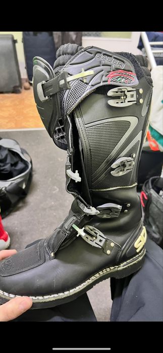 Продам мотоботи SiDi