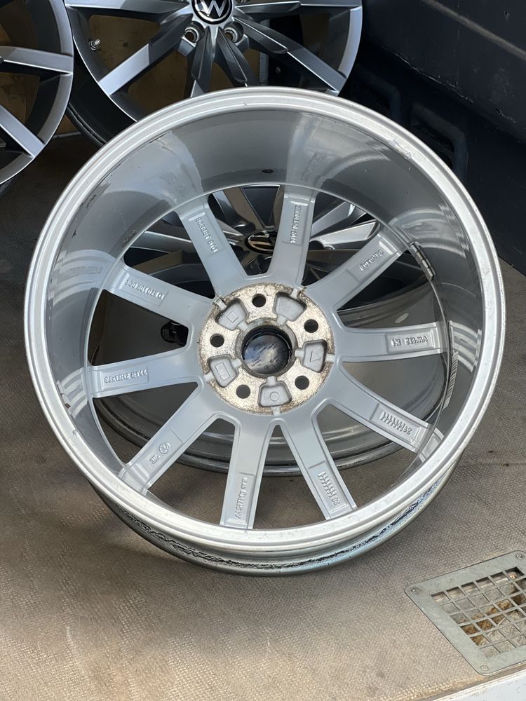 Оригінальні диски Passat b8 5 112 R18 Monterey Монтерей  Arteon