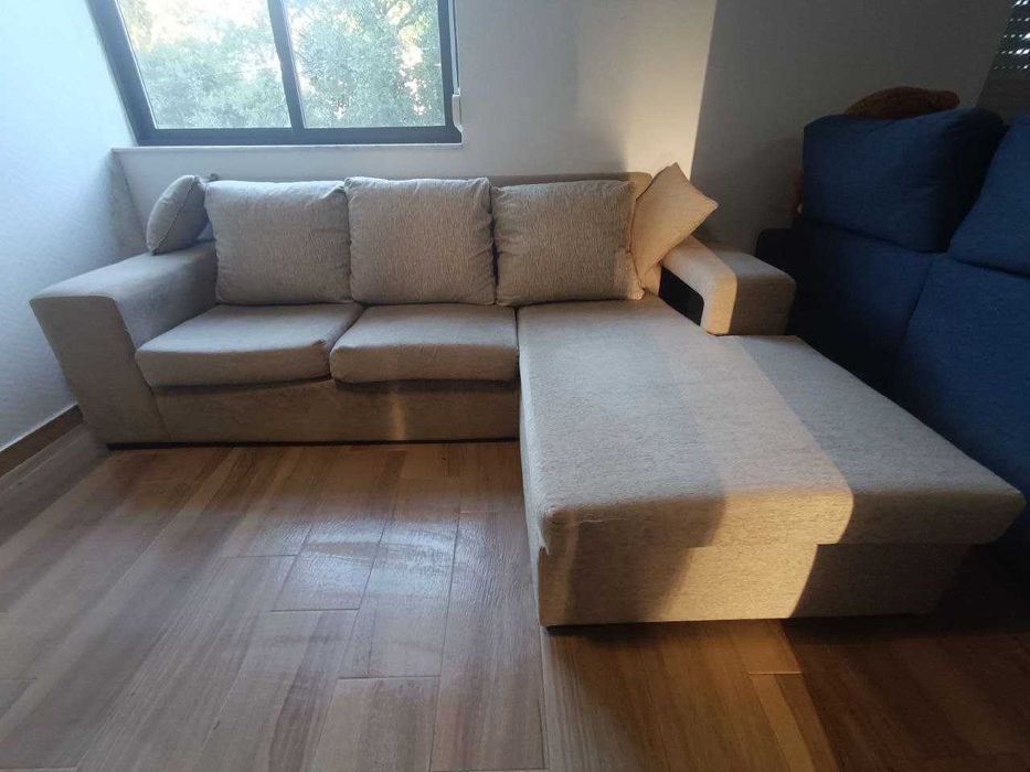 O sofá precisa de lavagem a seco