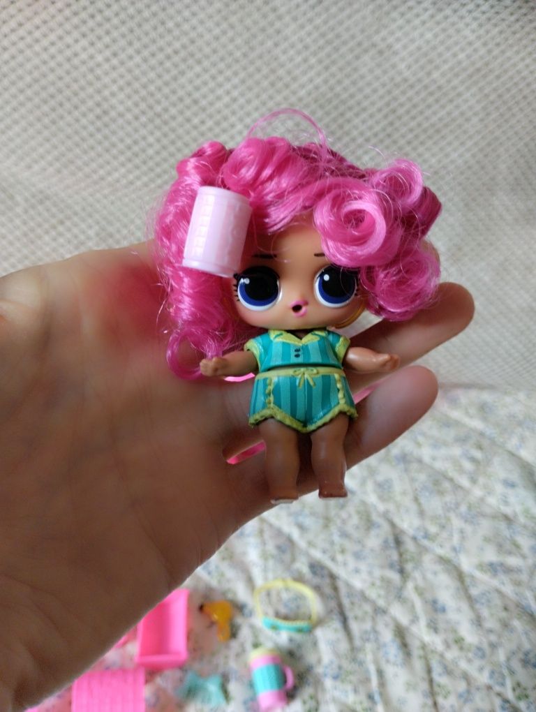L.O.L Surprise Hairgoals Lalka z włosami różowe loki w kapsule
