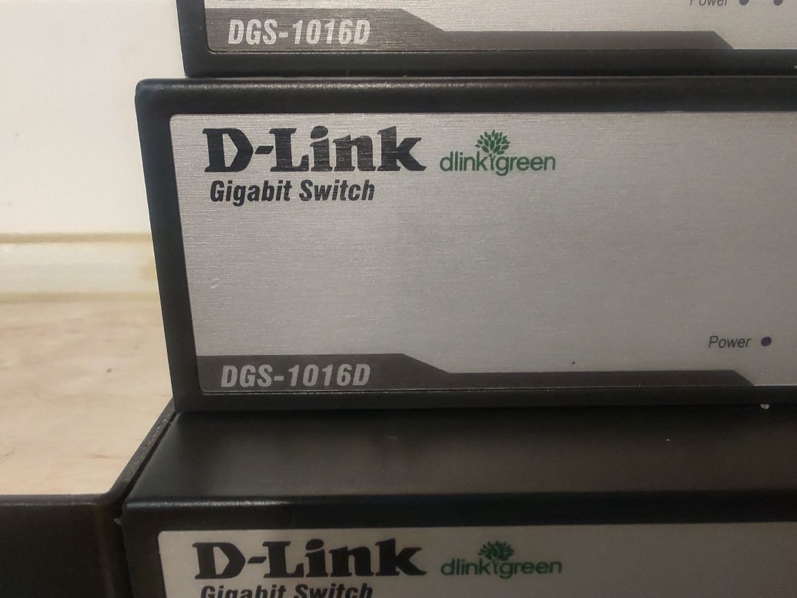 Комутатор D-Link DGS-1016D