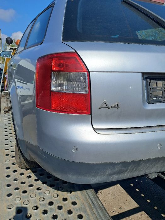 Lampa tył audi a4b6 kombi