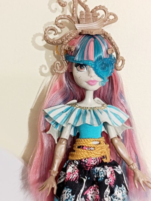 Monster High kolekcjonerska lalka Rochelle Goyle piratka