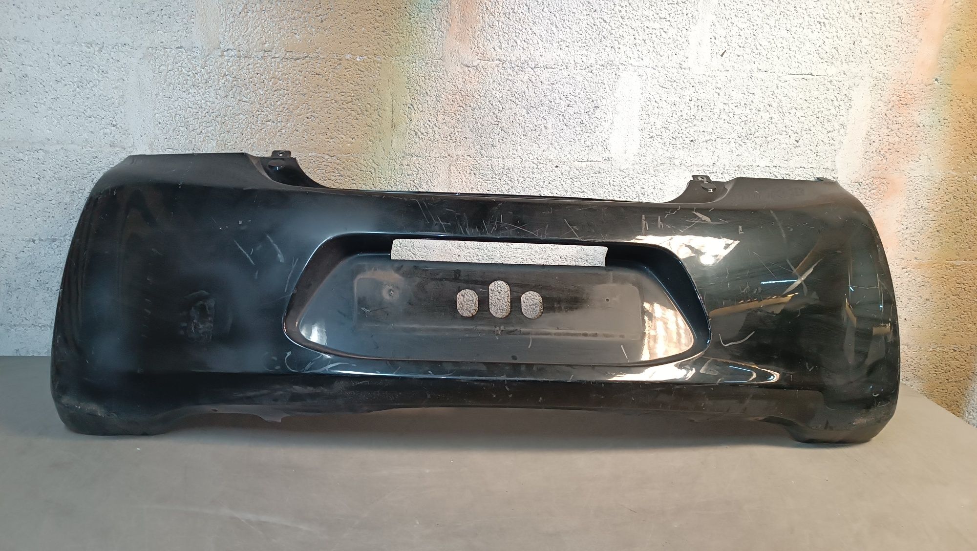 Vendo parachoque de trás Mitsubishi mirage ano 2012/16