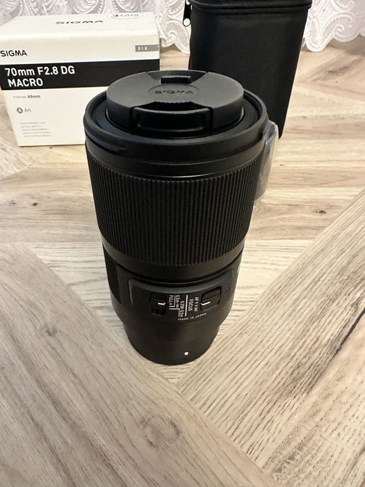Obiektyw Sigma 70 mm F2.8 Macro mocowanie Sony