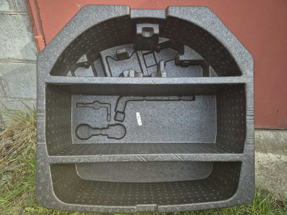 Вставка багажника