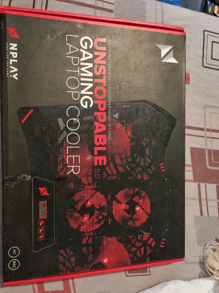 Laptop cooler (Nplay)