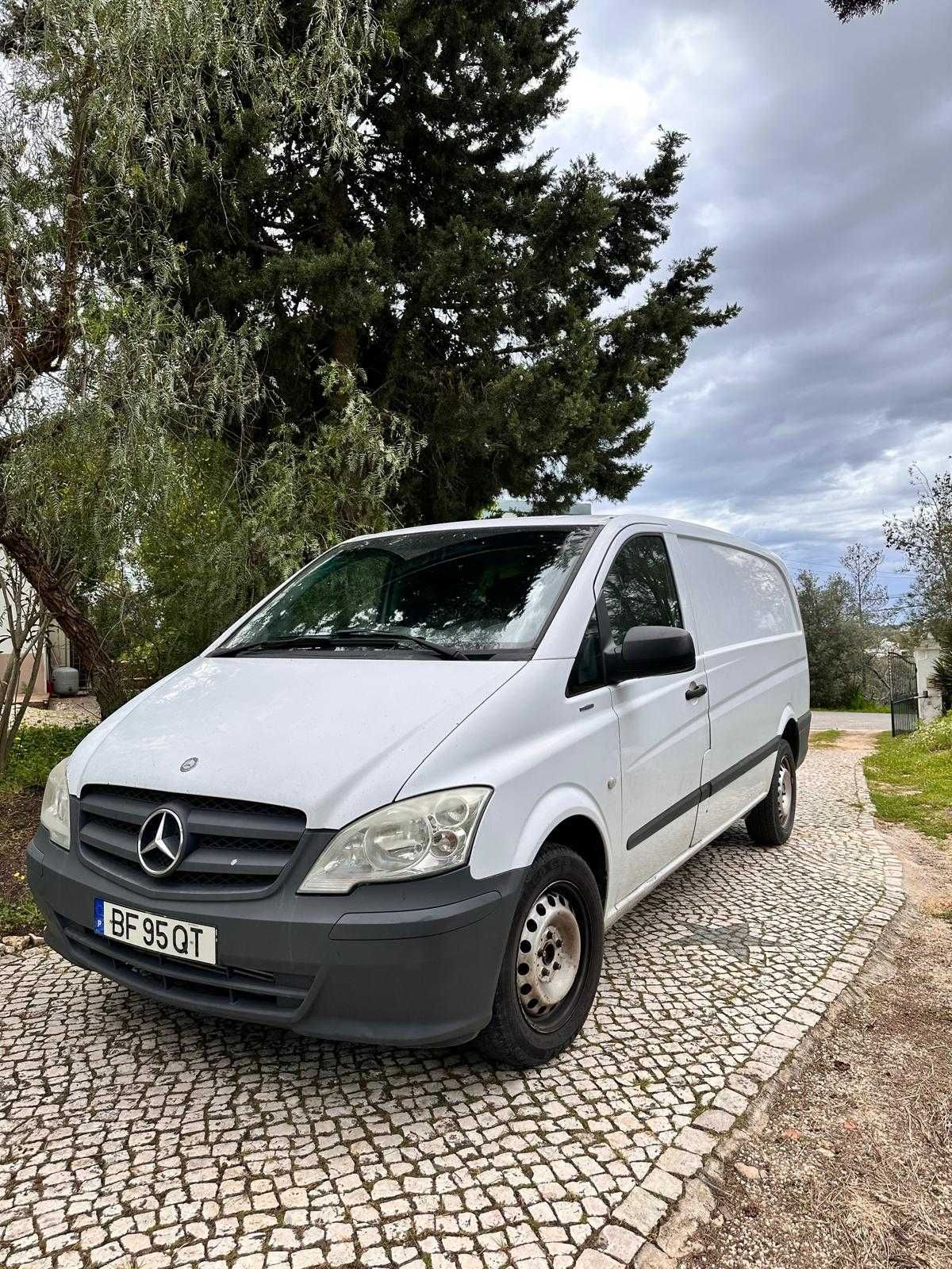 Mercedes-Benz Vito 113 CDI 2012 em Ótimo Estado, Pronto para Rodar