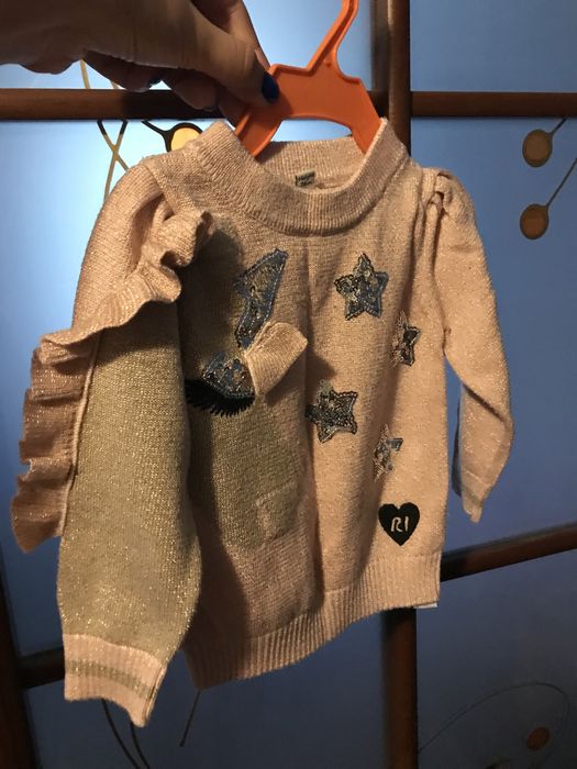 Кофточка детская нарядная 6-9 месяцев