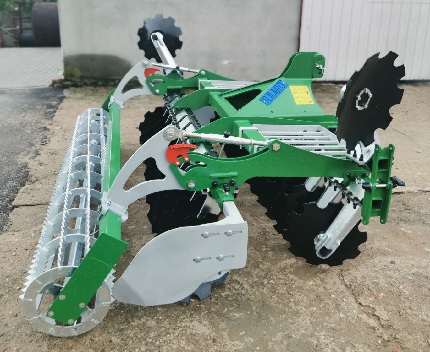 Brona talerzowa Tolmet Simply wał 2,5m/2.7m/3m ekrany boczne