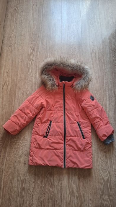 Куртка зимова для дівчинки!