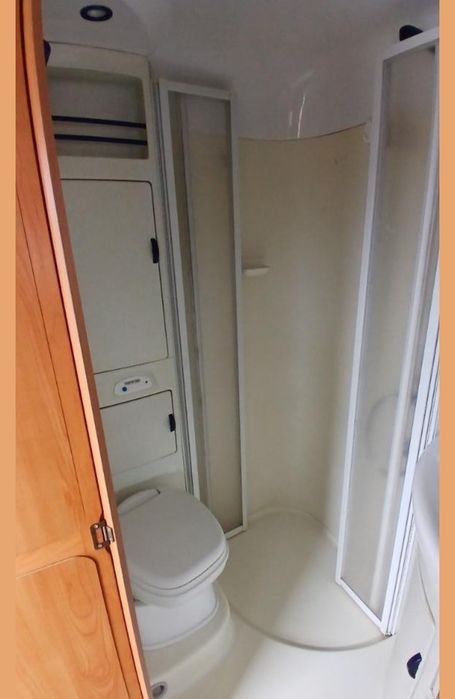 Ładny kamper Hymer Mercedes