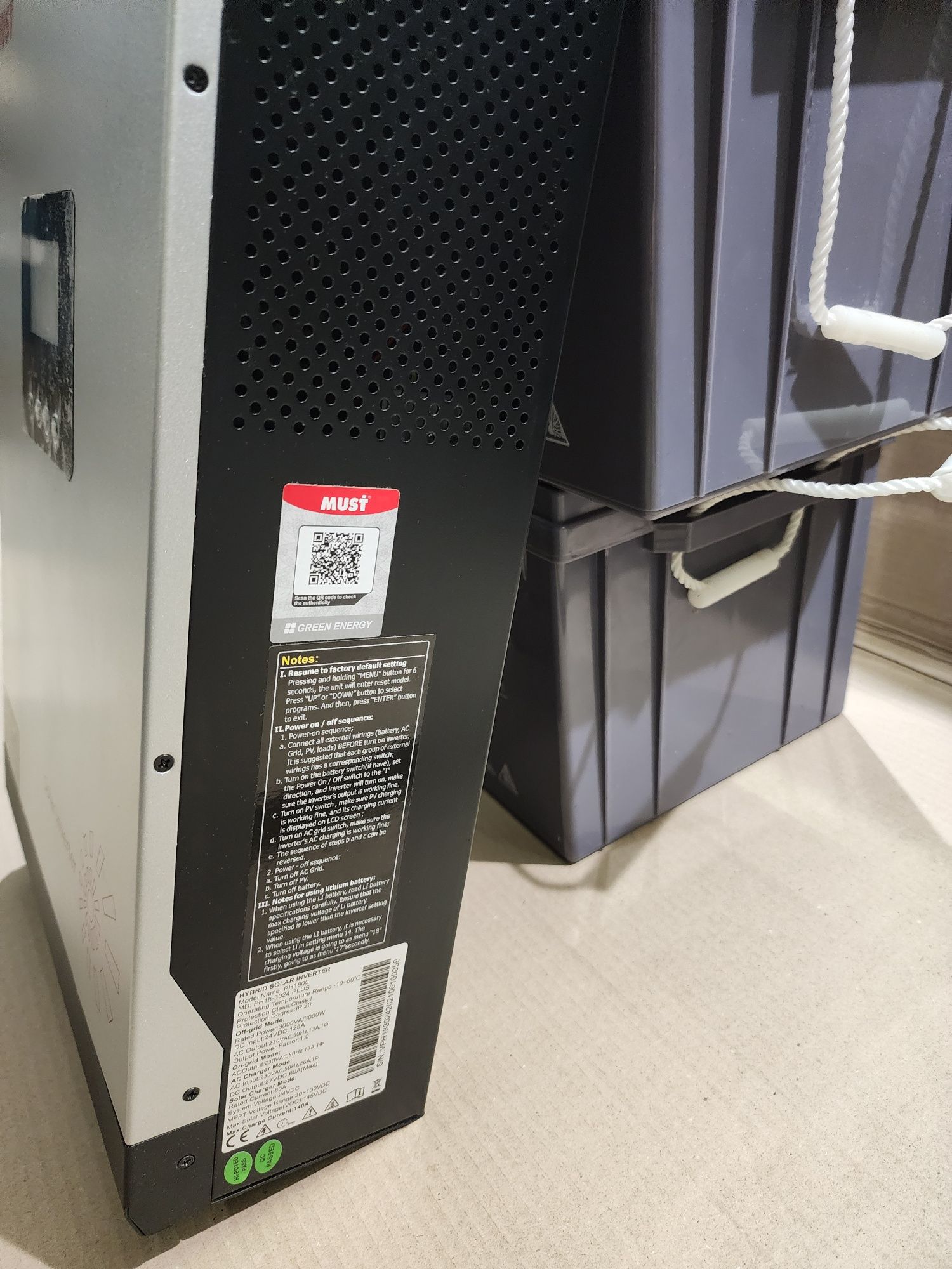 MUST 3024 plus + 2 x 200Ah Gel (4.8kWt)