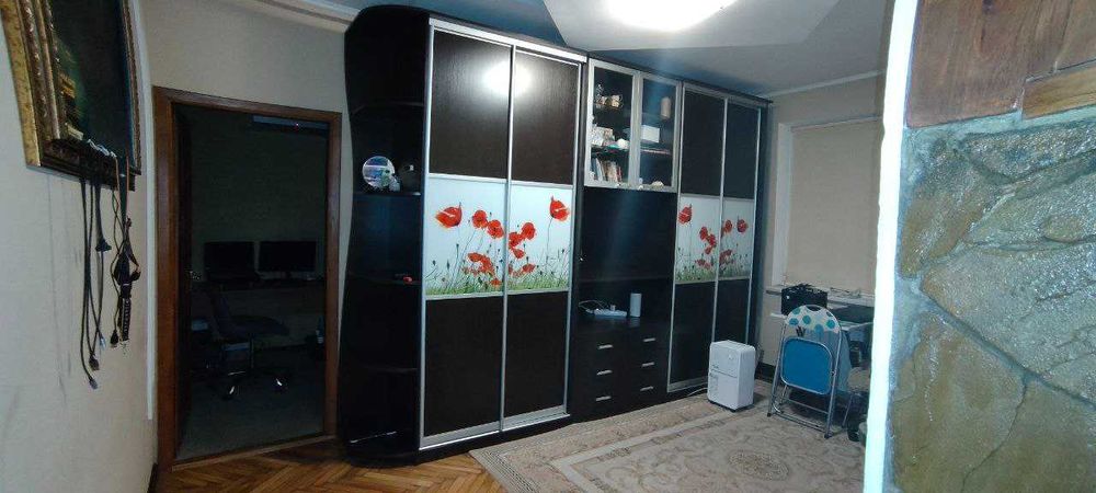 Шкаф-купе в гостинную