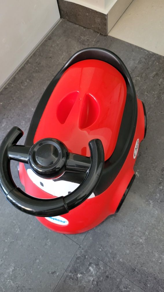 Nocnik auto wysuwana część na siuśki