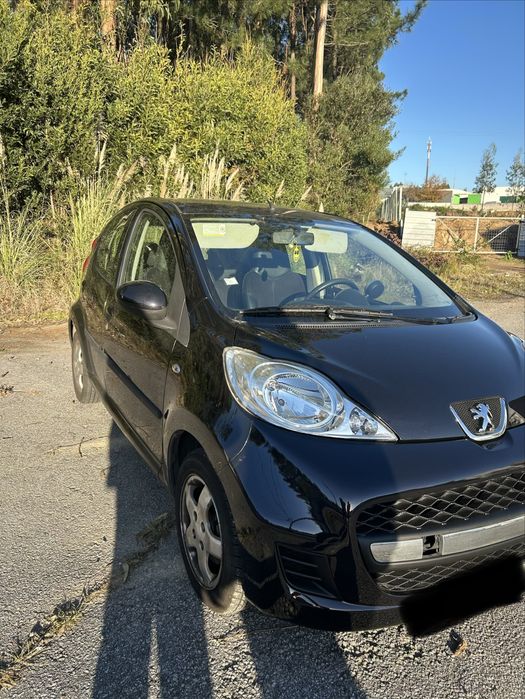 Peugeot 107 1.0 (Motor Toyota) 68 cv – 2009 –