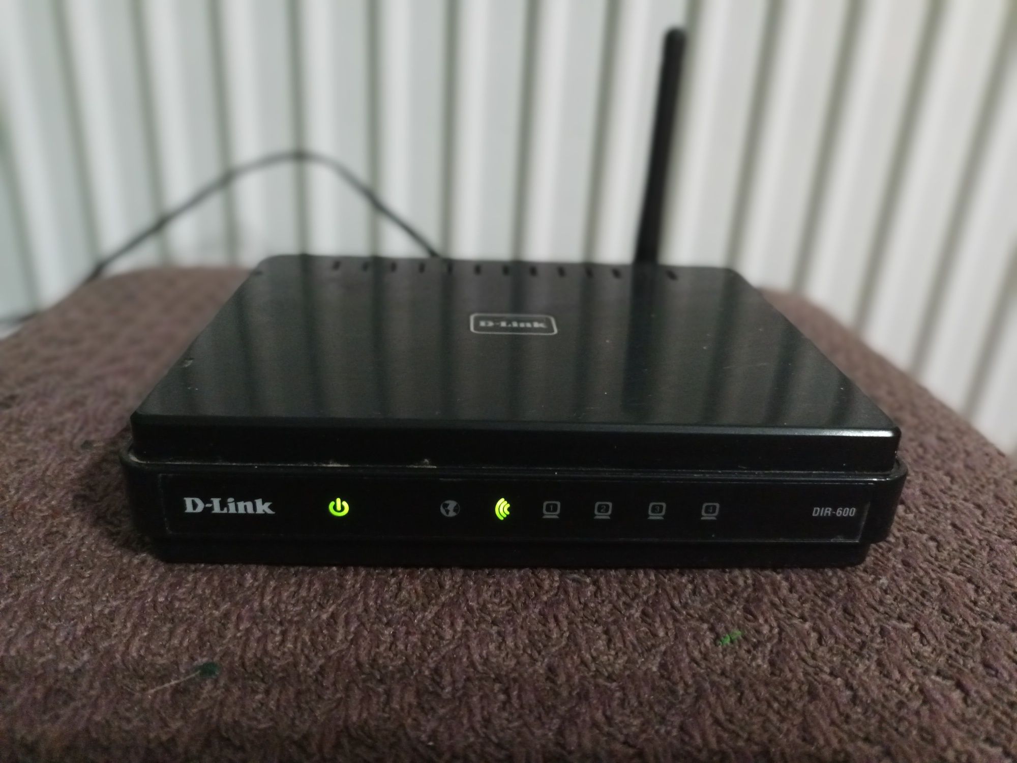 Router bezprzewodowy D-Link DiR-600