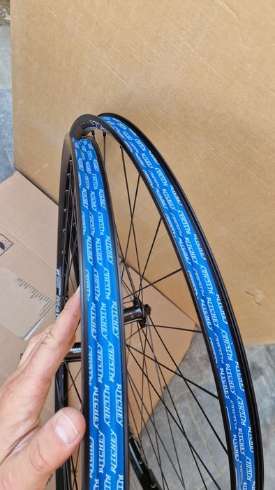Komplet nowe Koła 29  dt swiss m462 disc  mtb górskie  gravel tubeless