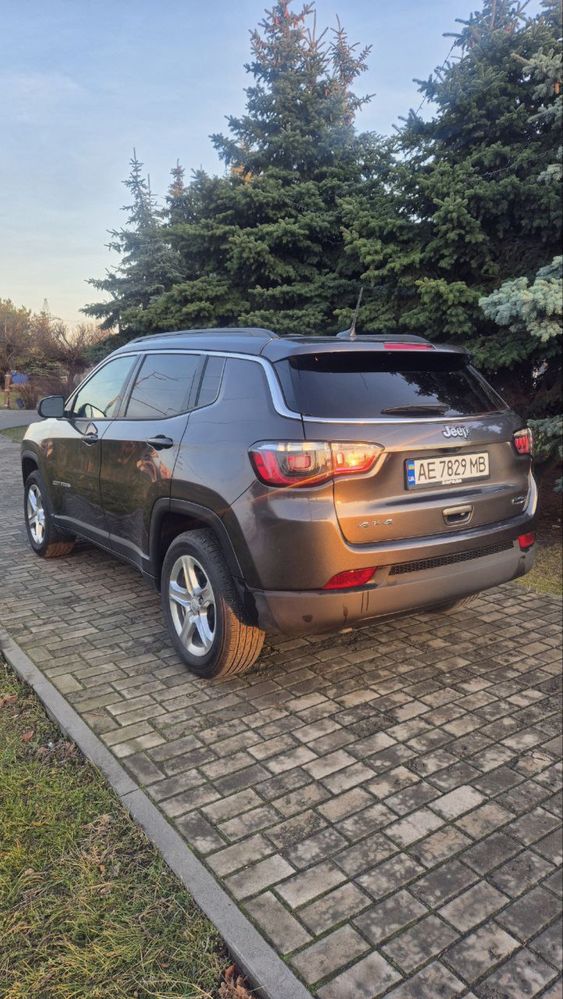 Продам Jeep Compass 2023 года