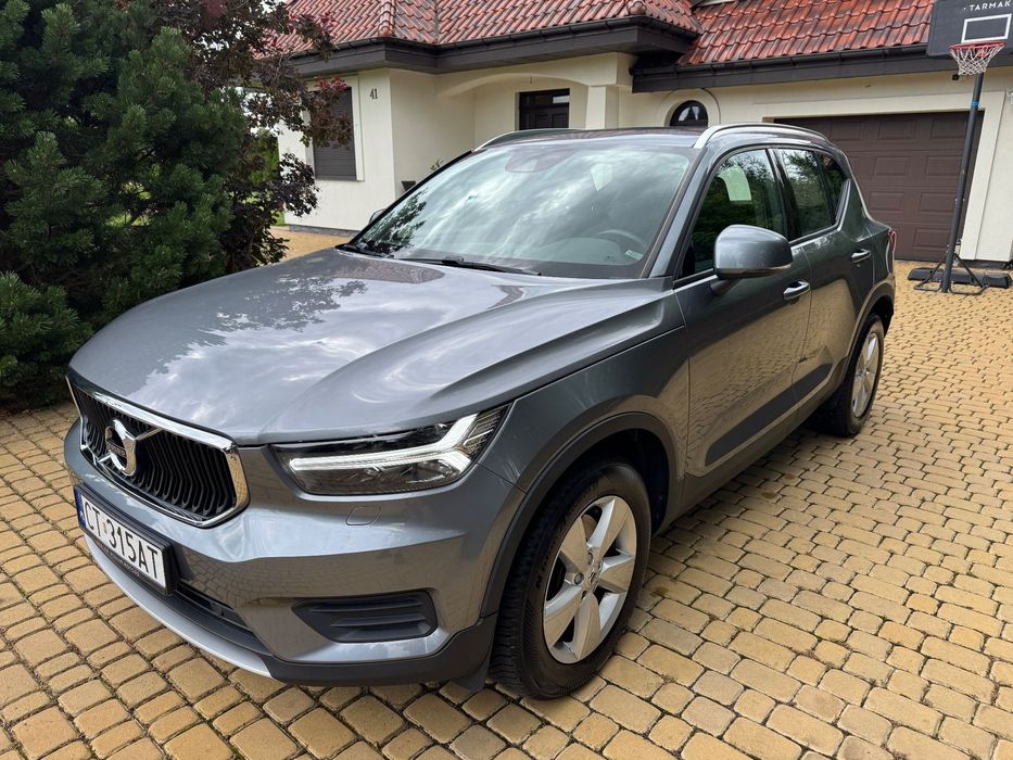 Volvo XC 40 serwisowany w ASO ,bezwypadkowy, hak