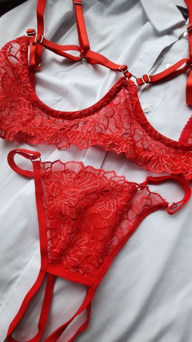 Nowy komplet bielizny damskiej