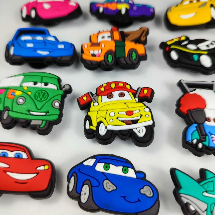 Przypinki do butów crocs AUTA Zygzak McQueen SAMOCHODY prezent bajka