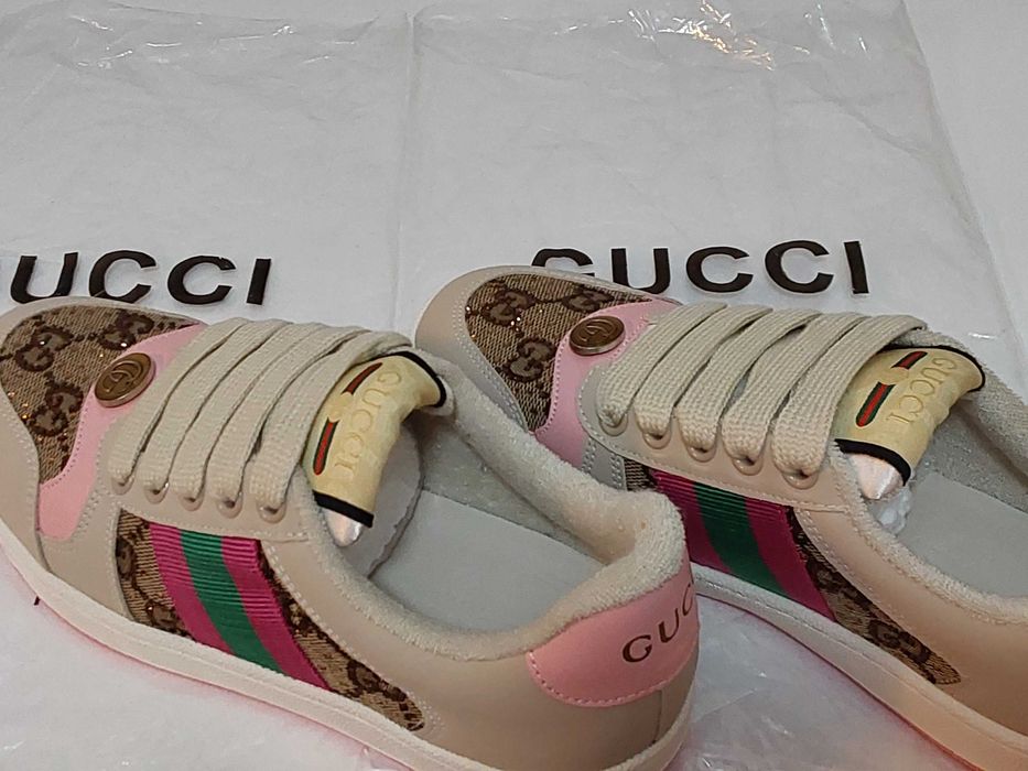 Sapatilhas Gucci Novas com cristais.