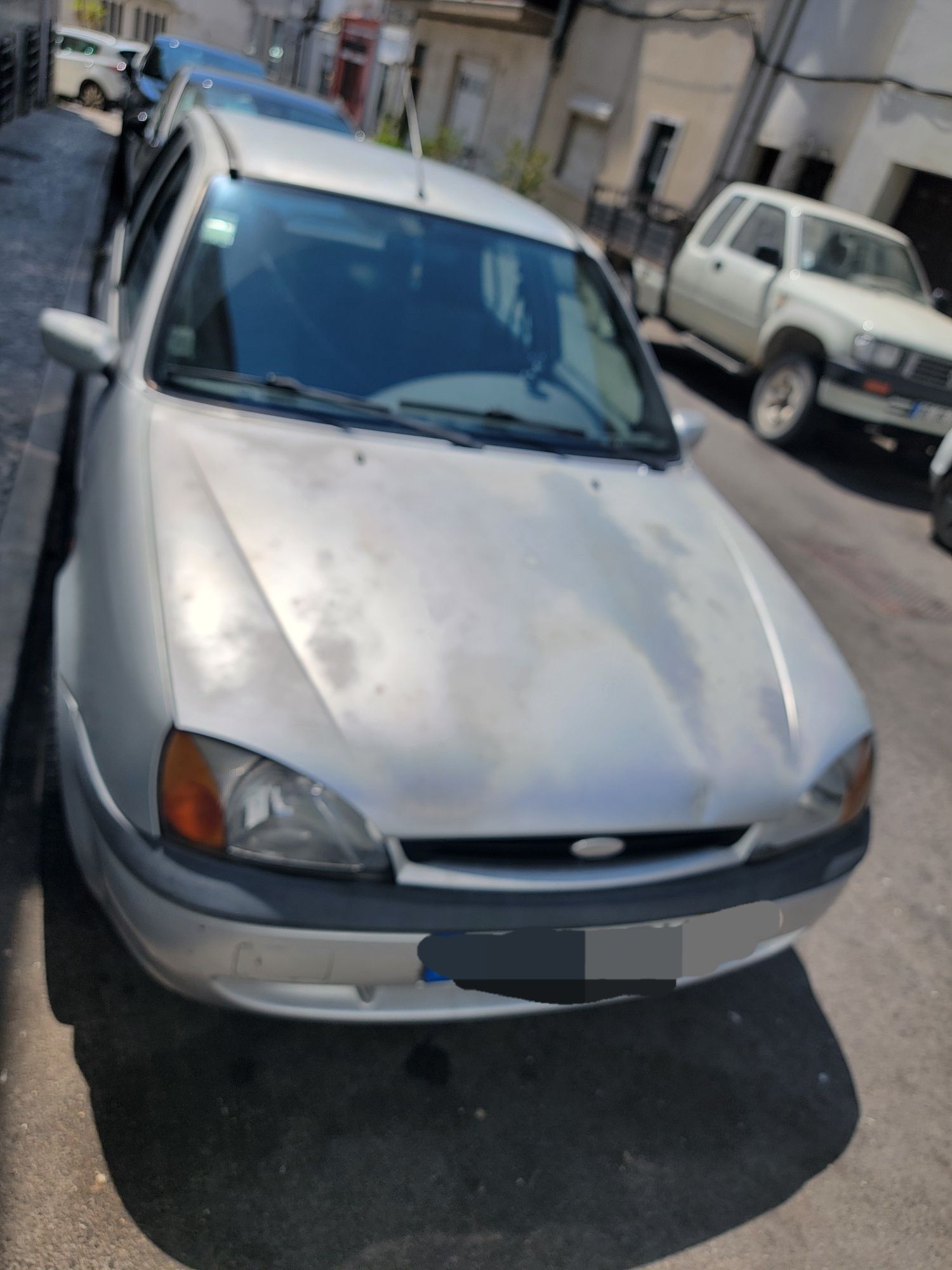 Vendo Ford Fiesta 2000