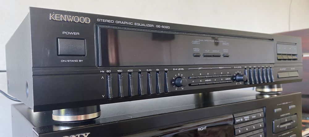 Kenwood Stereo Graphic Equalizer GE-5020