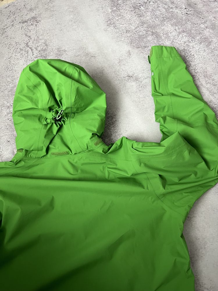 М(size) Чоловіча трекінгова куртка мембрана Berghaus Gore-Tex