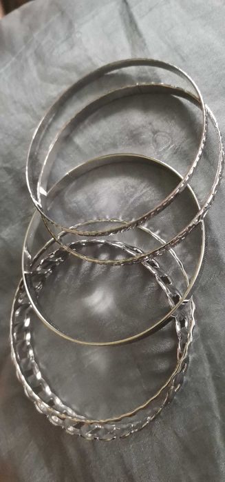 Zestaw bransoletek damskich