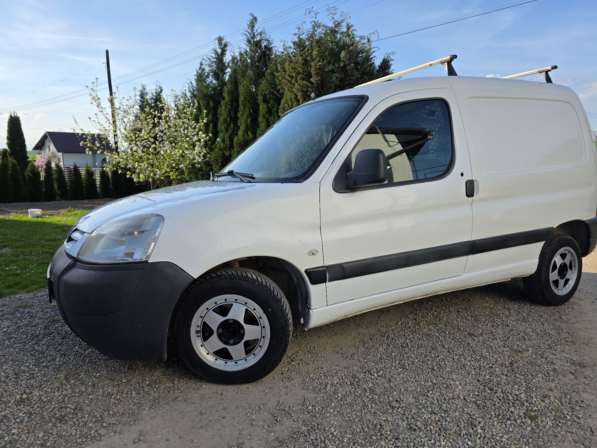 Peugeot Partner 2008r 1.4 LPG religii  DOBLO KANGOO NEMO COMBO CONNECT