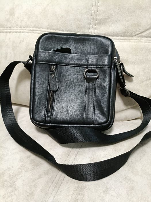 Шкіряна сумка в ідеальному стані