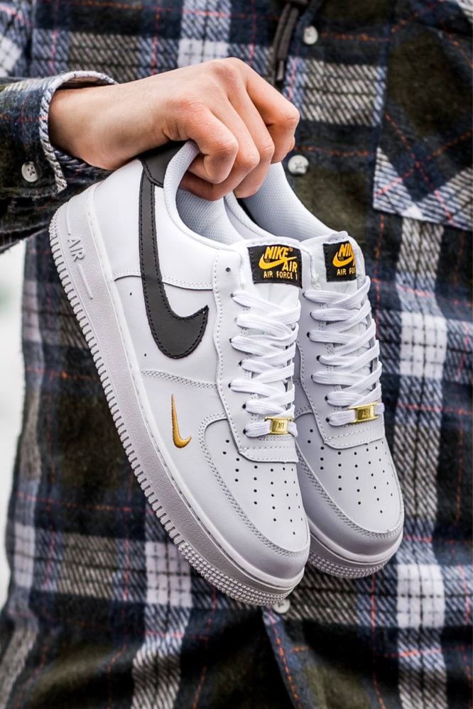 Кроссовки Nike Air Force 1 '07 Essential