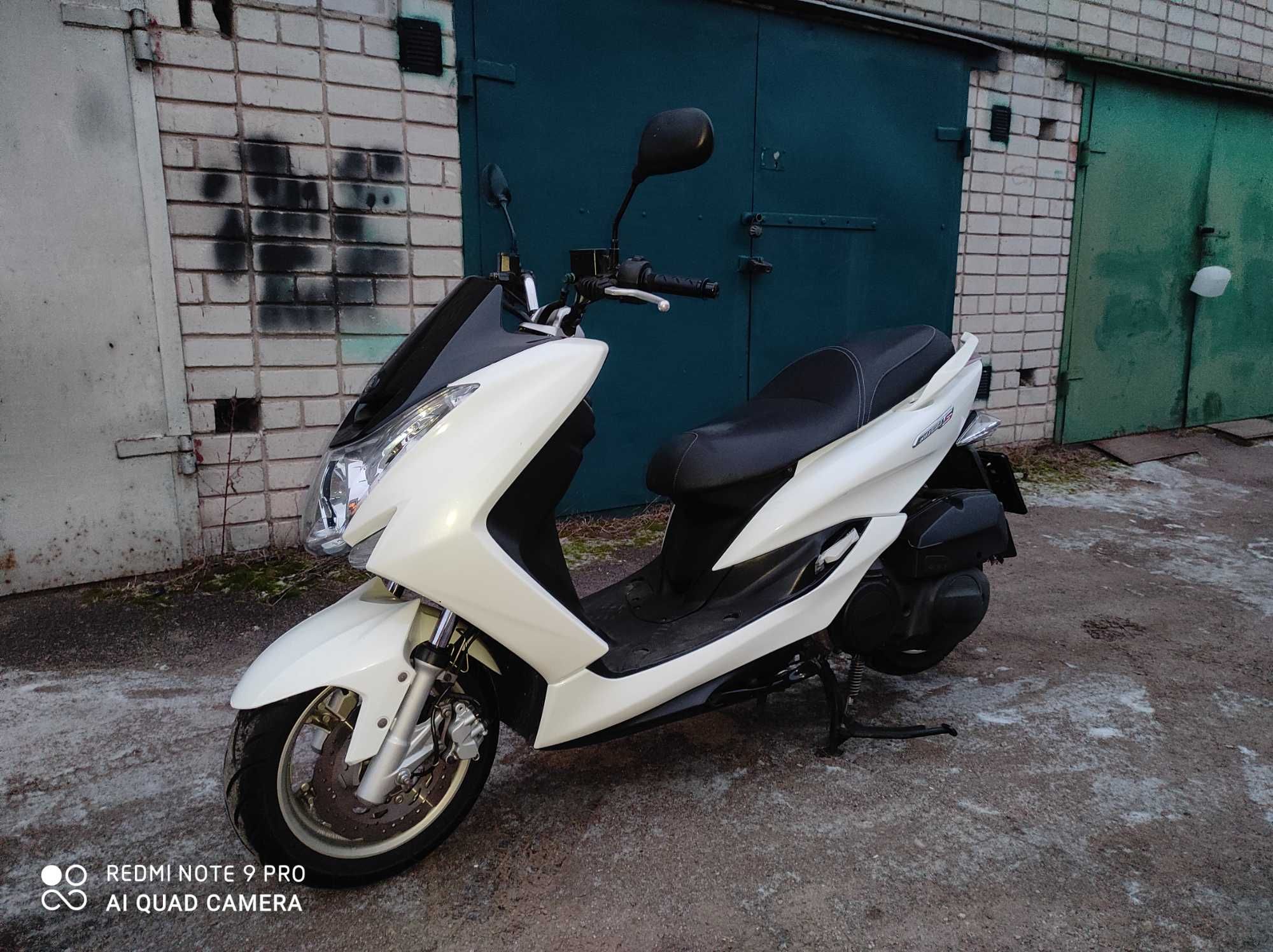 Продам Yamaha Majesti 155S