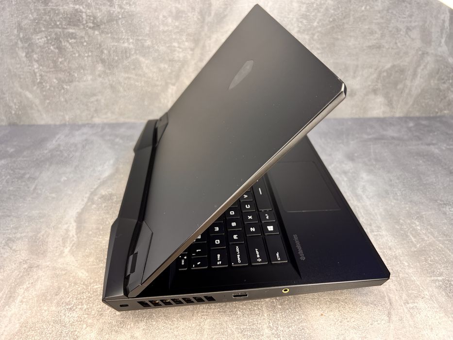 MSI GP66 Leopard i7 RTX 3080 16gb/1Tb