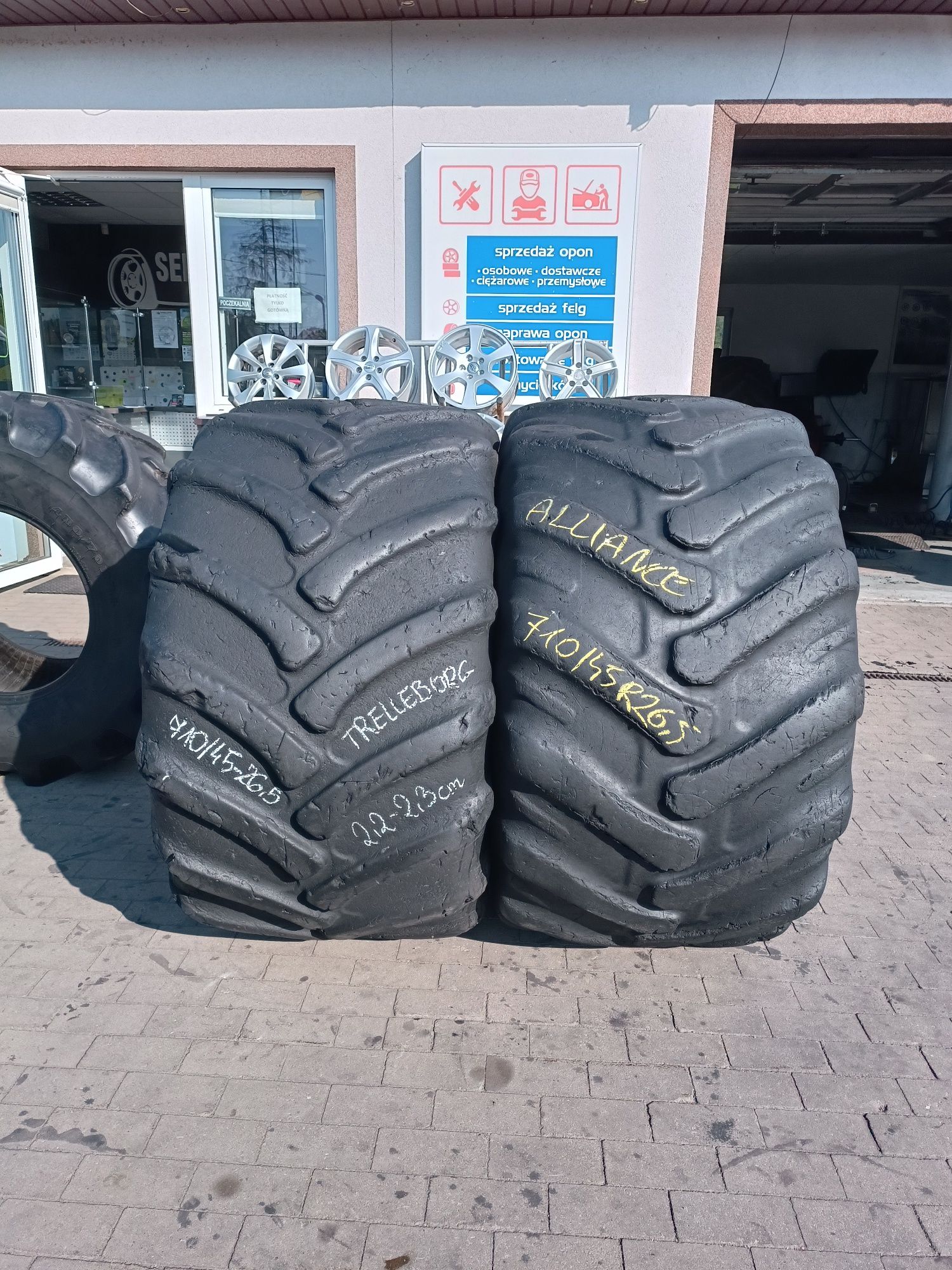 710/45R26.5 Alliance FORESTAR Radial LS-2 i Trelleborg Twin 422  710/4